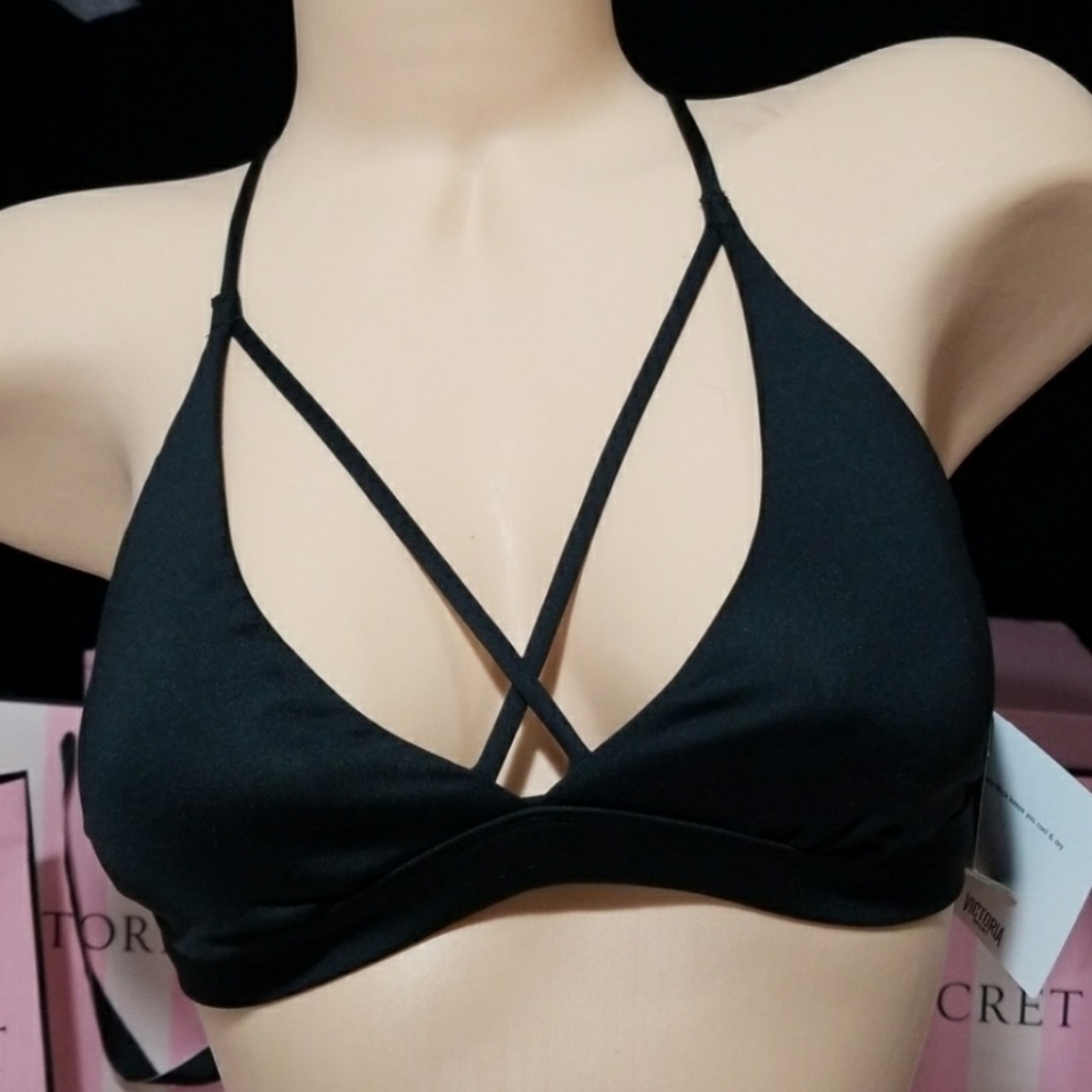 Strappy Victoria's Secret PINK sports bra bralette